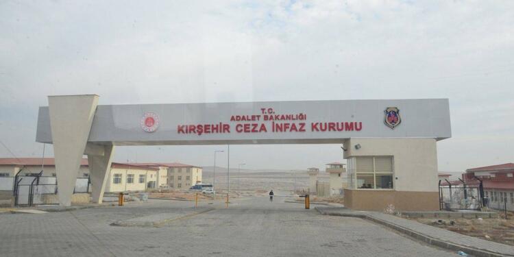Kırşehir’de 8 tutsak keyfi gerekçelerle tahliye edilmiyor