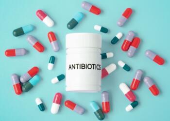 Antibiyotiğe direnç yükseliyor: Tedavi seçenekleri daralıyor