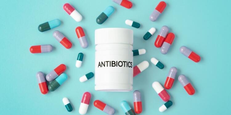 Antibiyotiğe direnç yükseliyor: Tedavi seçenekleri daralıyor