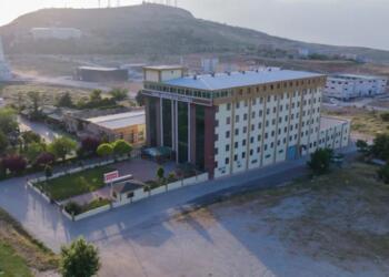 KYK önünde bir kadın kaçırıldı: Yurt müdürü öğrencileri tehdit etti