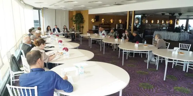 DEM Parti Eş Genel Başkanları Akil İnsanlarla bir araya geldi