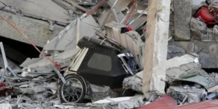 Filipinler’de peş peşe büyük depremler: Onlarca ölü var