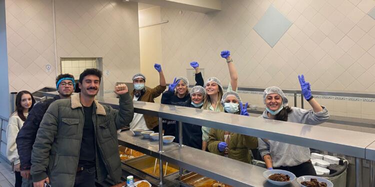 Hacettepe Üniversitesi’nde yemekhane eylemi sürüyor