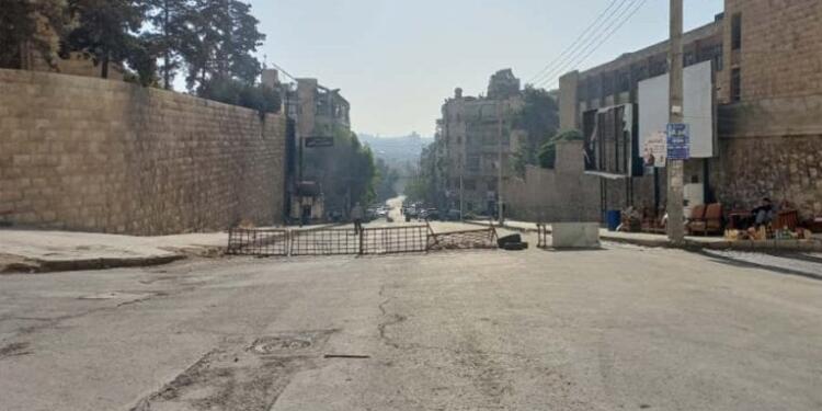 Şêxmeqsûd’da bir yol daha açıldı, 3 yol hala kapalı