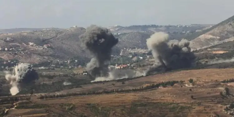 İsrail ordusu Lübnan’da 2 beldeyi bombaladı
