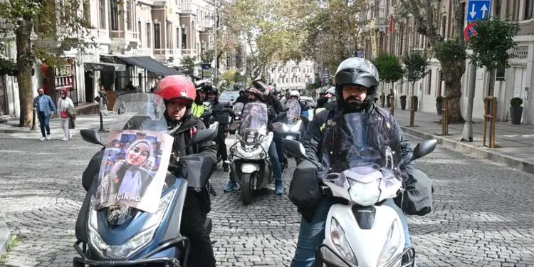 Motokuryelerden İstanbul’da Rojin Kabaiş için eylem