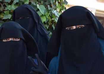 İtalya’da burka, nikap ve peçeye yasak geliyor