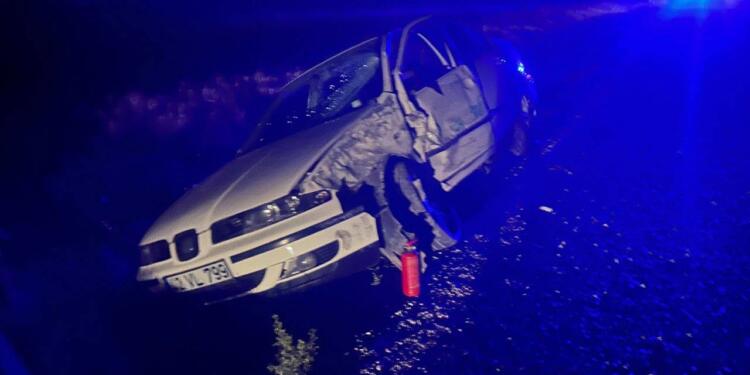 İşçi servisi ile otomobil çarpıştı: 18 yaralı