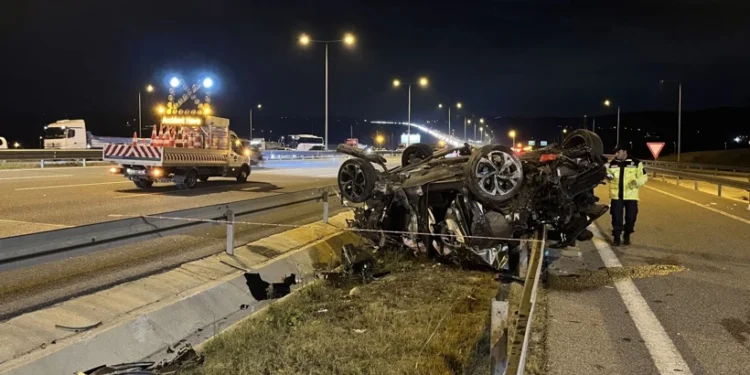 Kuzey Marmara Otoyolu’nda kaza: 2 ölü, 5 yaralı
