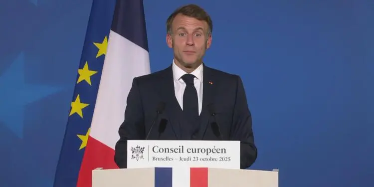 Macron: QSD’nin savaşta çok önemli bir rolü var