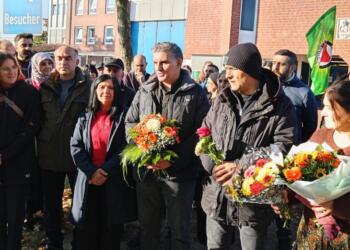 Kürt siyasetçi Mehmet Çakas tahliye edildi