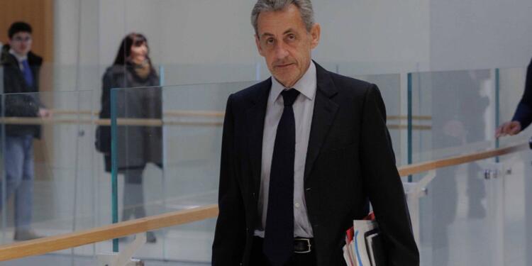 Nicolas Sarkozy yarın hapse girecek