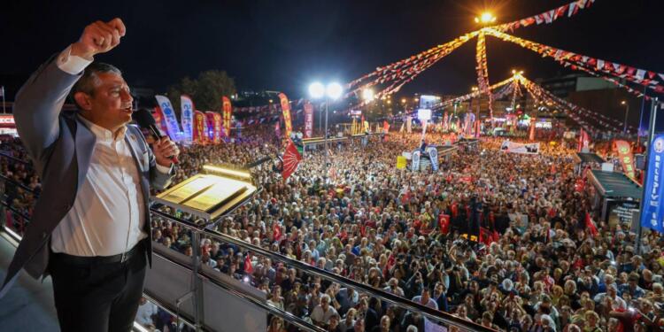 Özel Sarıyer mitinginde konuştu: AKP’nin kara düzenini ters yüz edeceğiz