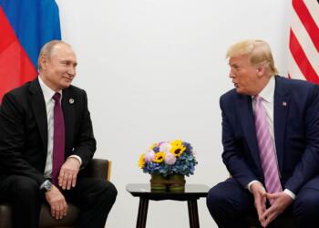 Trump-Putin zirvesi askıya alındı