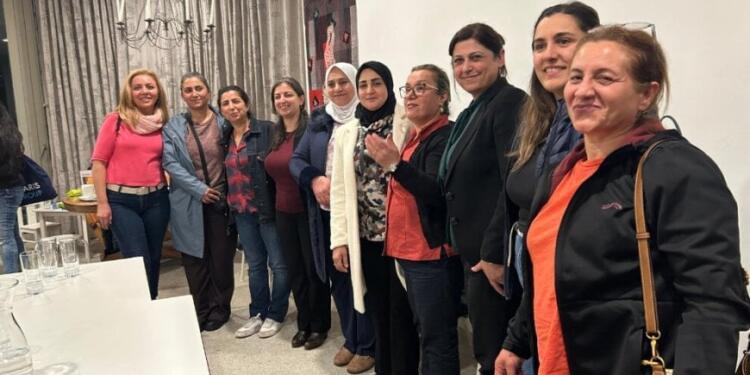 Rojava Kadın Heyeti İsviçre’de temaslarını sürdürüyor