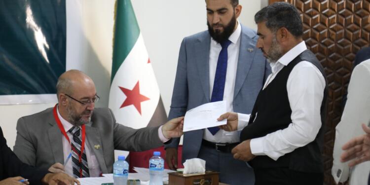 Suriye’de tartışmalı seçim başladı: Tek taraflı tiyatro