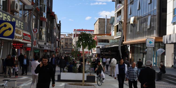 ‘Kürtler Önderliğini bekliyor’