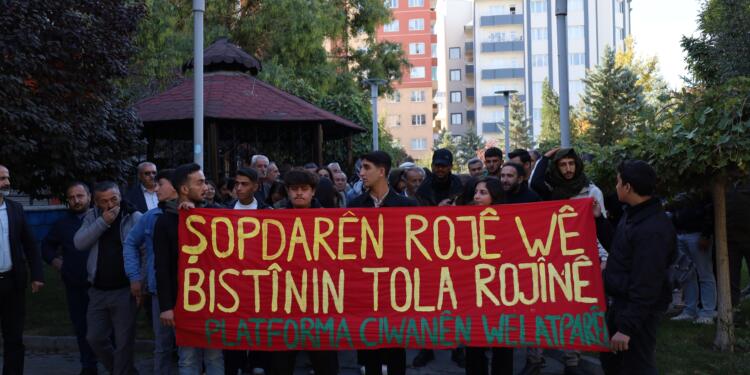 Gençler Amed’e doğru yola çıktı