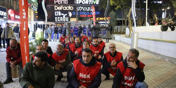 Wan’da işçilerin direnişi 90. gününde: Bu kent bizim, bu irade bizim