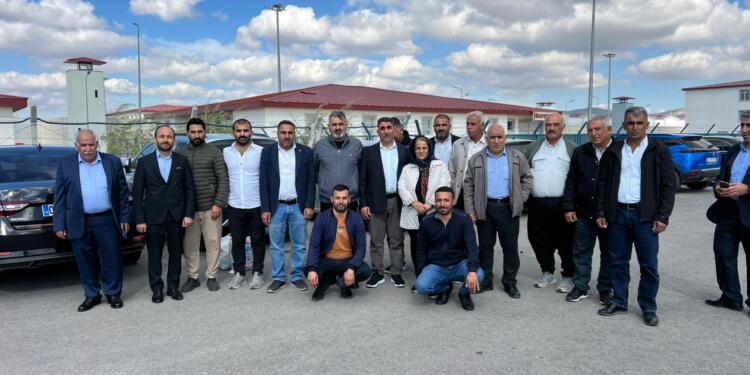 Zeynel Taş 9 yıllık tutsaklığın ardından tahliye oldu