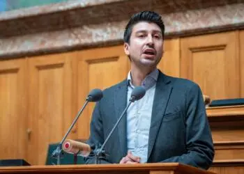 Fabian Molina: PKK büyük bir siyasi irade gösterdi, sıra Türk devletinde!