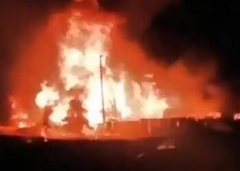 Pakistan’da havai fişek fabrikasında patlama