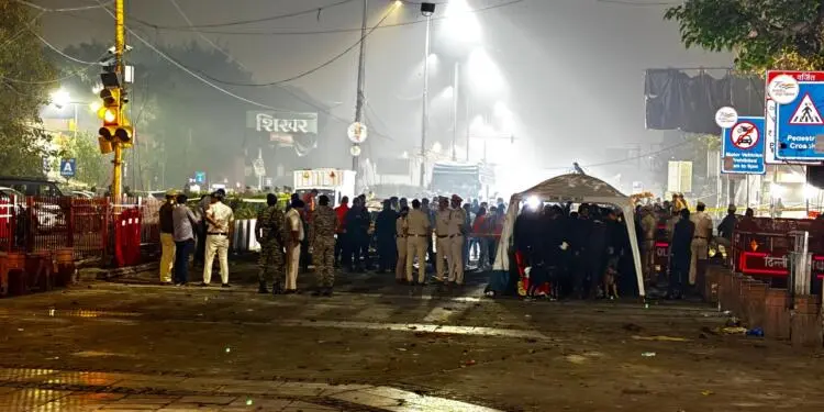 Hindistan’ın başkentinde patlama: En az 8 kişi hayatını kaybetti