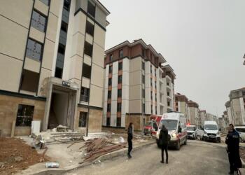 Meletî’de işçiler soba gazından zehirlendi: 1 işçi hayatını kaybetti