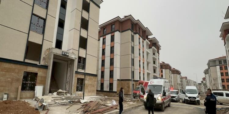 Meletî’de işçiler soba gazından zehirlendi: 1 işçi hayatını kaybetti