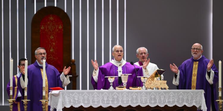Papa 14. Leo, Volkswagen Arena’da ayin yönetti