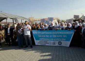 Cezaevlerindeki ihlaller protesto edildi: Kuyu tipi hapishaneler kapatılsın