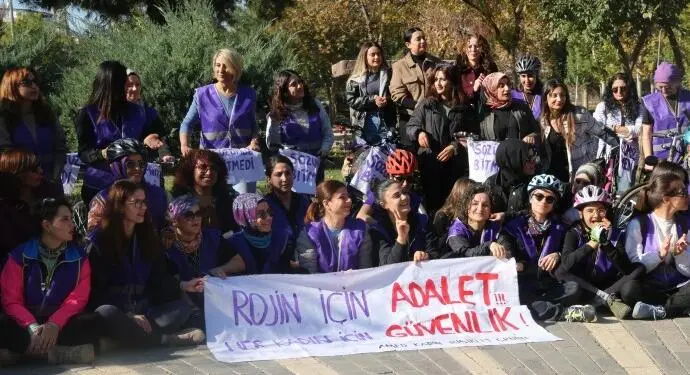 25 Kasım etkinleri: Şiddetsiz bir yaşam için kadınlar sokakta