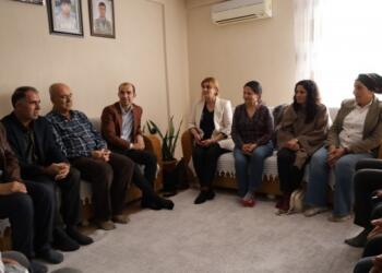 DBP Eş Genel Başkanı Keskin Bayındır’dan İzmir’de aile ziyaretleri