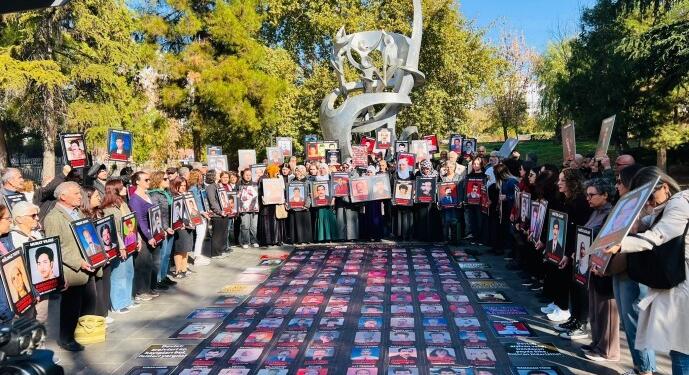 Amed’de katledilen ve kaybedilen kadınlar için adalet istendi