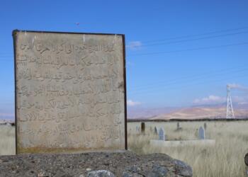 Helebcelilerden kalan mezarlara Mûşlular sahip çıkıyor