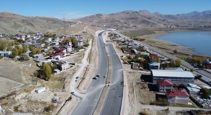 Çevre yoluna yapılmayan geçit çocuklar için tehlike yaratıyor