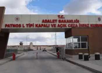 Cezaevi müdüründen çocuğa tehdit: Eğer durmazsan seni erkeklerin koğuşuna götürürüm