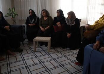 Yaşamını yitiren işçilerin taziyesine ziyaret