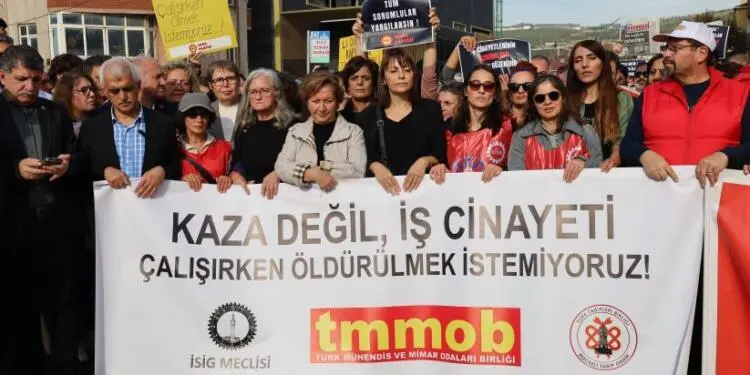 Dilovası’nda iş cinayeti protesto edildi: Sorumlular istifa etmeli