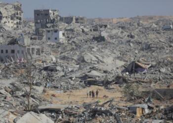 İsrail’in Gazze’ye saldırılarını sürdürüyor