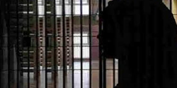 İran’da Bahai kadına gözaltı