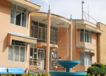 Taliban kadınlara okuma yazma veren kursları kapattı