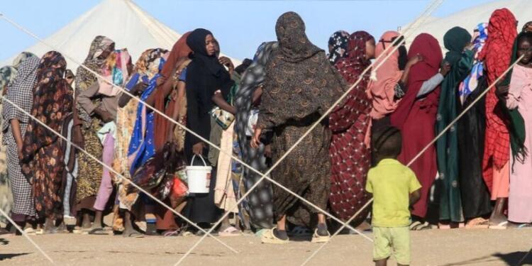 El Faşer’de bir haftada 32 kadın ve çocuk tecavüze uğradı