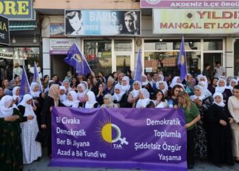 Mersin’de 25 Kasım startı verildi: Kadınlar özgürleşirse dünya değişir