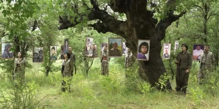 Müziği mücadeleye dönüştürdüler: Awazê Çiya