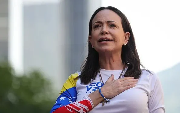 Machado, Venezuela ordusuna ‘silahları bırakın’ çağrısı yaptı