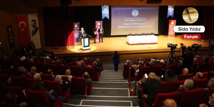 Biyoiktidar karşıtı yerel demokrasinin inşası