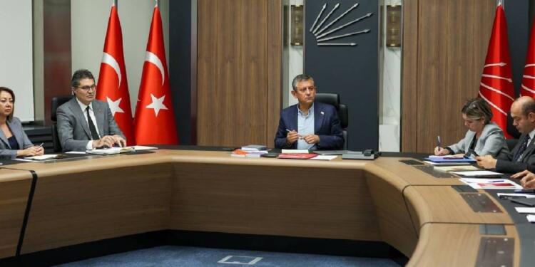 CHP MYK, İBB iddianamesi gündemiyle toplandı