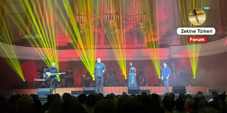 Muhteşem Koma Amed konseri kesmedi, barış da istiyoruz