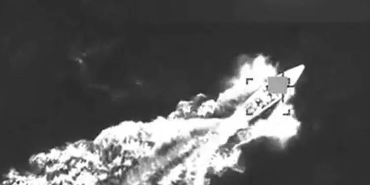 ABD Karayipler’de bir tekneyi daha vurdu